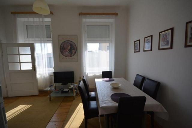 Vienna Holiday Apartments Luaran gambar