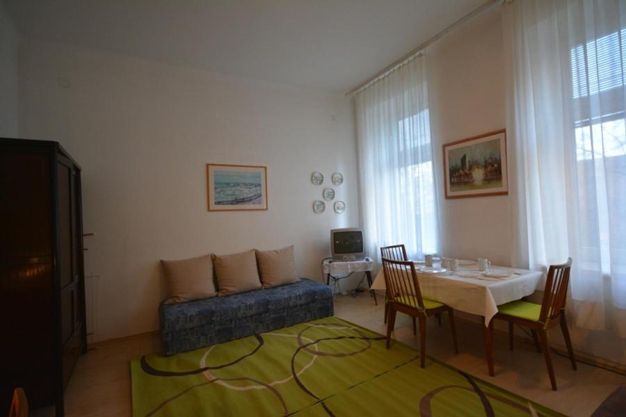 Vienna Holiday Apartments Luaran gambar